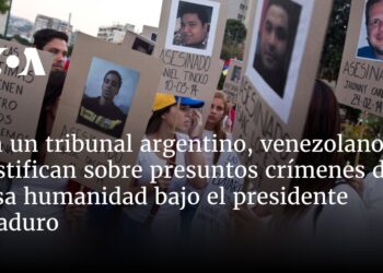 En un tribunal argentino, venezolanos testifican sobre presuntos crímenes de lesa humanidad bajo el presidente Maduro