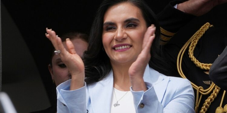 Ecuador: vinculan a vicepresidenta Abad con caso de corrupción
