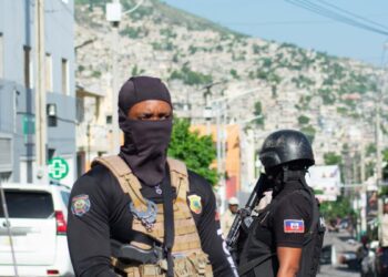 La violencia de las pandillas en Haití cobra la vida de 3 policías