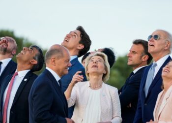 Líderes del G7 acordaron hacer un préstamo a Ucrania por 50 mil millones de dólares este año, respaldado por las ganancias de activos rusos.