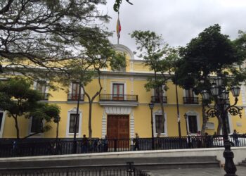 Cancillería venezolana rechaza intentona de Golpe de Estado en Bolivia