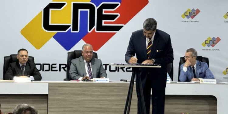 CNE convocó a candidatos presidenciales para firmar acuerdo de reconocimiento de los resultados del 28 de julio