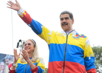 Venezuela está produciendo un millón de barriles diarios de petróleo, asegura Nicolás Maduro