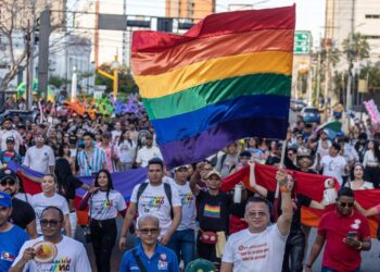 Venezolanos conmemoraron el Día del Orgullo con reclamos por discriminación a personas LGTBI