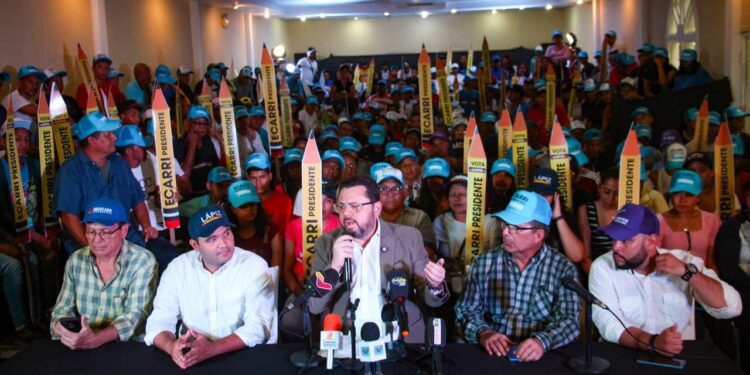 Ecarri a Maduro: Hugo Chávez hace rato me habría aceptado el debate