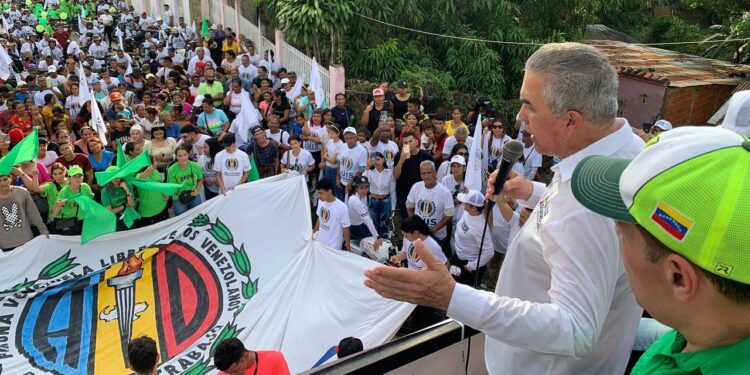 Luis Eduardo Martínez plantea debate entre candidatos que representan el cambio para Venezuela