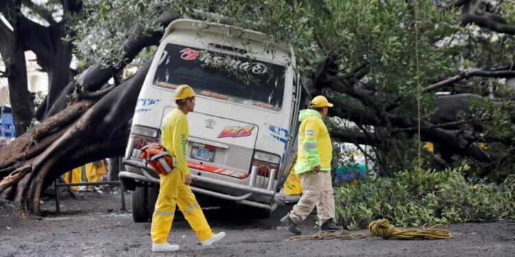 Al menos 30 personas mueren por las lluvias torrenciales que azotan Centroamérica