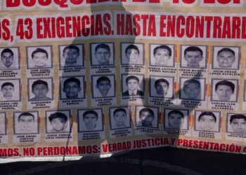 López Obrador afirma no hay pruebas que apunten al Ejército en caso de Ayotzinapa
