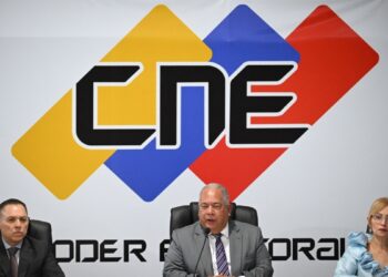 Márquez no espera sanción por desestimar acuerdo. Centro Carter enviará misión de observación.