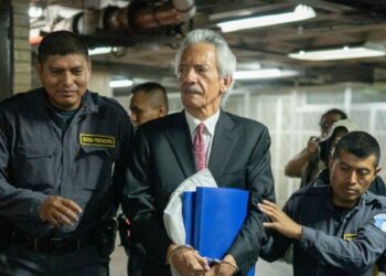Fiscalía en Guatemala revoca medida sustitutiva a favor del periodista José Rubén Zamora