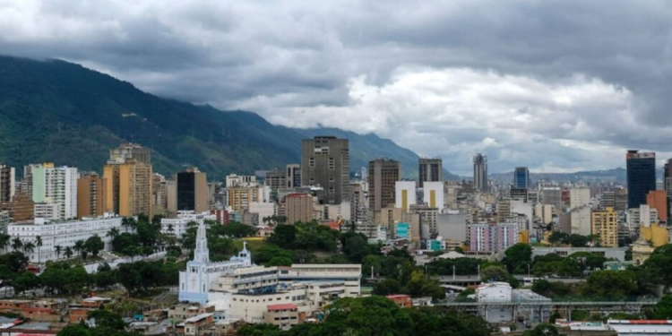 Mercado inmobiliario en decadencia: casas se venden hasta en 80 % menos de su valor