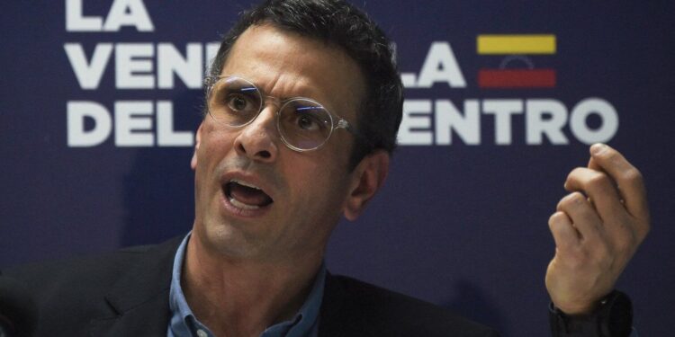 Capriles señala que el chavismo copia agenda política de María Corina Machado