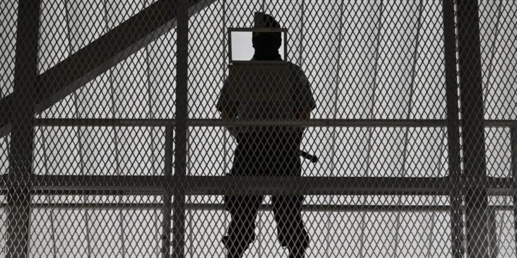 Ministra de Argentina visita El Salvador para conocer el método Bukele