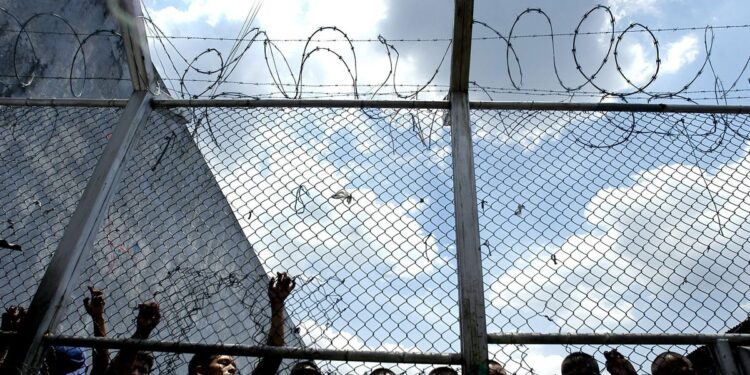 Presos inician huelga de hambre por crisis del sistema penitenciario