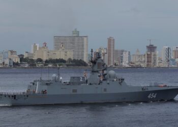 Flota rusa se retira de puerto de La Habana tras visita de cinco días