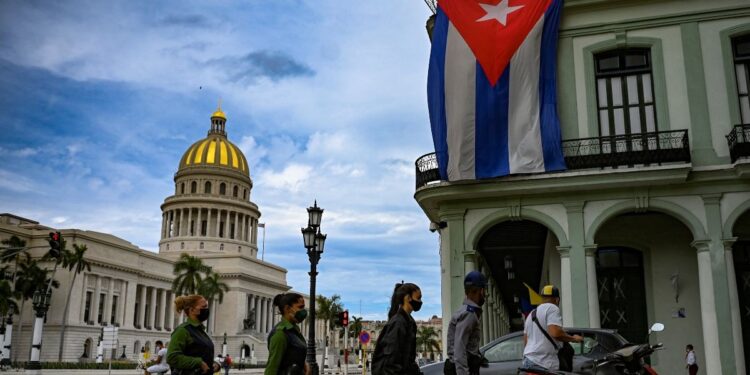 Dictadura de Cuba suma 98 agresiones más a la prensa durante mayo