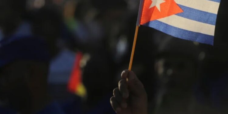 Nueva ley migratoria busca diluir el exilio histórico