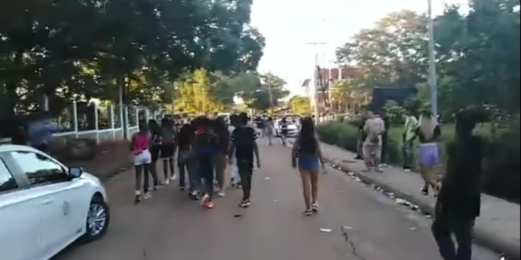 Nueve sería el número de fallecidos en altercado juvenil en La Habana, aunque autoridades lo niega