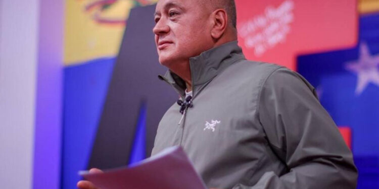 Diosdado Cabello asegura tener datos y cédula de todos los miembros de los Comanditos de María Corina Machado