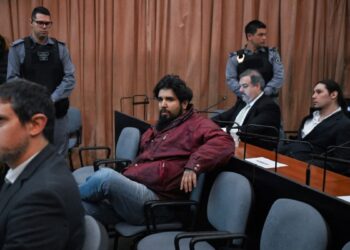 Inicia juicio a acusados de intento de homicidio de exvicepresidenta argentina Cristina Fernández