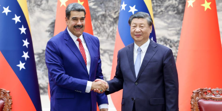 Xi y Maduro se felicitan por el 50º aniversario de los lazos entre China y Venezuela
