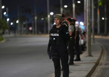 La Asamblea Nacional de Ecuador impide, por el momento, un juicio contra la vicepresidenta Abad