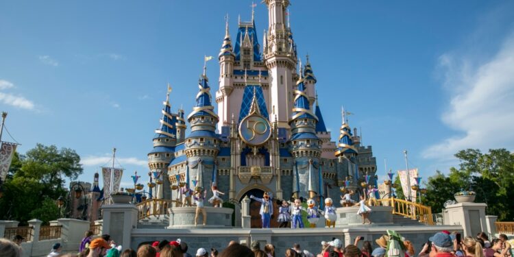 Avance Informativo 6:00 PM