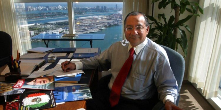 Denuncian que el Departamento de Justicia minimiza caso del espía Víctor Manuel Rocha