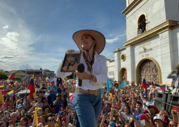 María Corina Machado asegura que la oposición ganará lucha espiritual