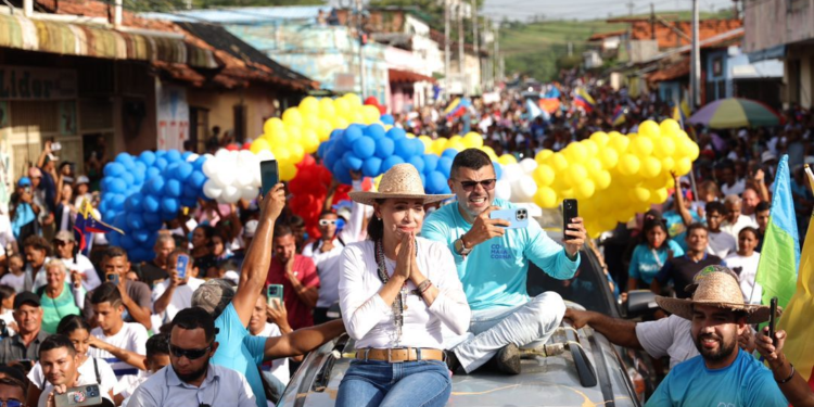 María Corina llamó a salir el 28-J «desde la madrugada hasta que haga falta»