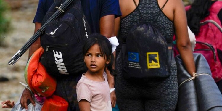 EEUU dice a traficantes de migrantes que va a ir por ellos