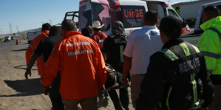 Rescataron a cuatro migrantes venezolanos deshidratados en el desierto de Ciudad Juárez