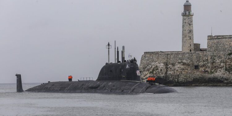 Submarino nuclear de la Armada Rusa se retira de Cuba