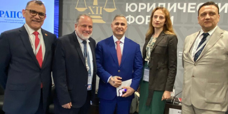 Tarek William Saab participó en el 12 Foro Legal de San Petersburgo como invitado de honor por la Federación Rusa