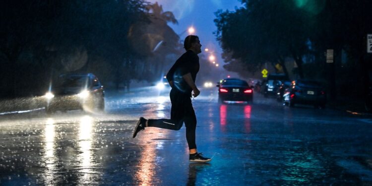 Se esperan tormentas tropicales en varias ciudades de Florida