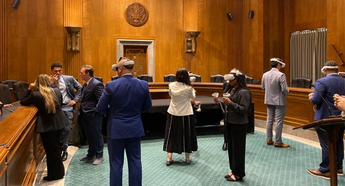 Experiencia virtual “Realidad Helicoide” impacta al Senado de Estados Unidos [VIDEO]