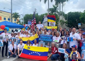 Venezolanos en Miami se reunieron en la Asamblea de Ciudadanos este domingo