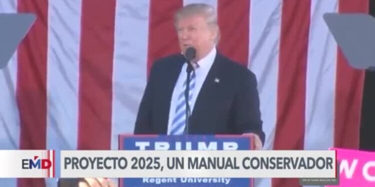 Preparan manual para un potencial gobierno de Trump a partir de 2025