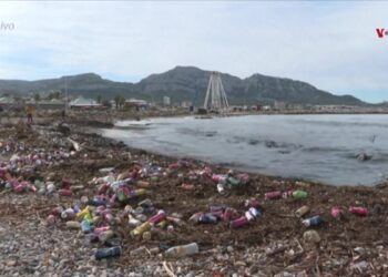 Colombia prohíbe plásticos de un solo uso en búsqueda de una industria verde