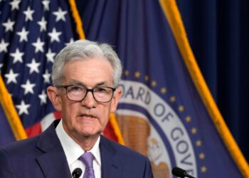 La Reserva Federal de EEUU confía en lograr bajar el índice de inflación al 2% y confía en el mantenimiento de un robusto mercado laboral.