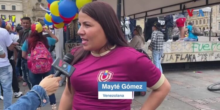 Peticiones de los venezolanos en el lanzamiento de la campaña presidencial de la oposición venezolana en Bogotá