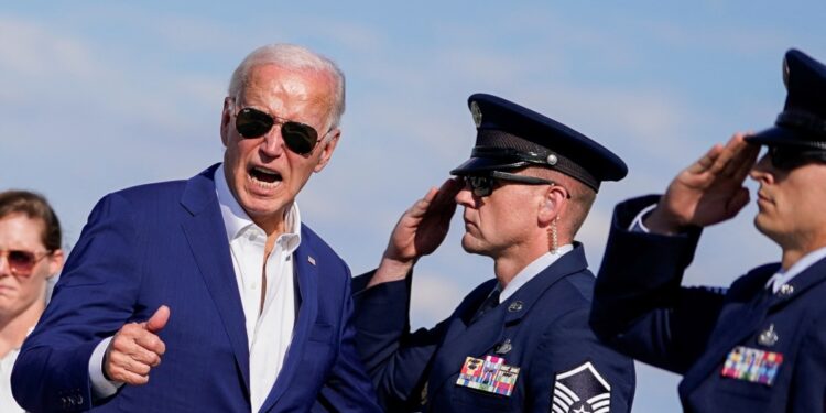 Biden a los demócratas: “Desafíenme en la convención!”