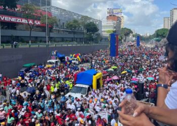 En Fotos | Arranca oficialmente la campaña electoral por la presidencia en Venezuela