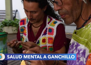 Tejer la mente, el pasatiempo de hombres en Medellín
