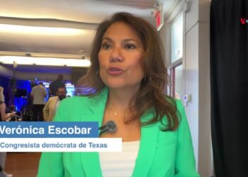 "Estamos unidos contra Donald Trump", asegura congresista demócrata Verónica Escobar