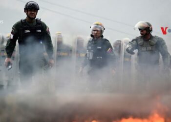 Autoridades policiales denunciaron el aumento en el número de tiroteos y la inseguridad cerca de refugios de migrantes en Nueva York.