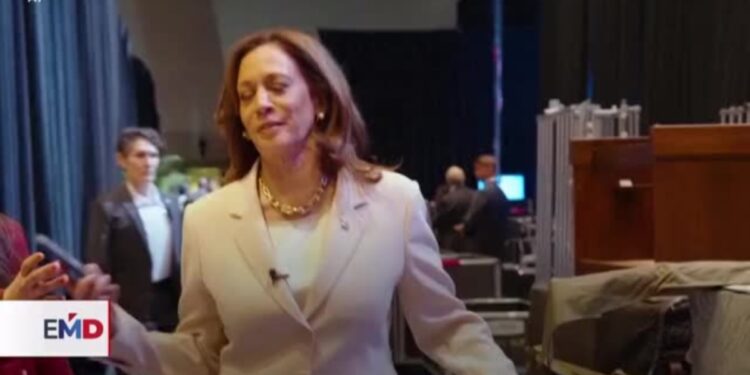 Los Obama anuncian apoyo a Kamala Harris