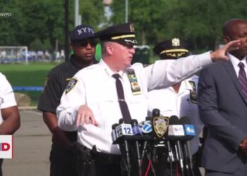 Aumentan tiroteos cerca de refugios de migrantes en Nueva York