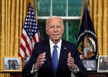 El mandatario estadounidense Joe Biden, asegura que su decisión de no buscar la reelección en noviembre es la “defensa a la democracia”.