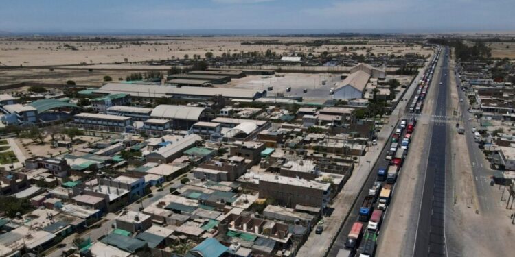 Sismo de magnitud 5,7 sacude costa sur de Perú frente al Pacífico